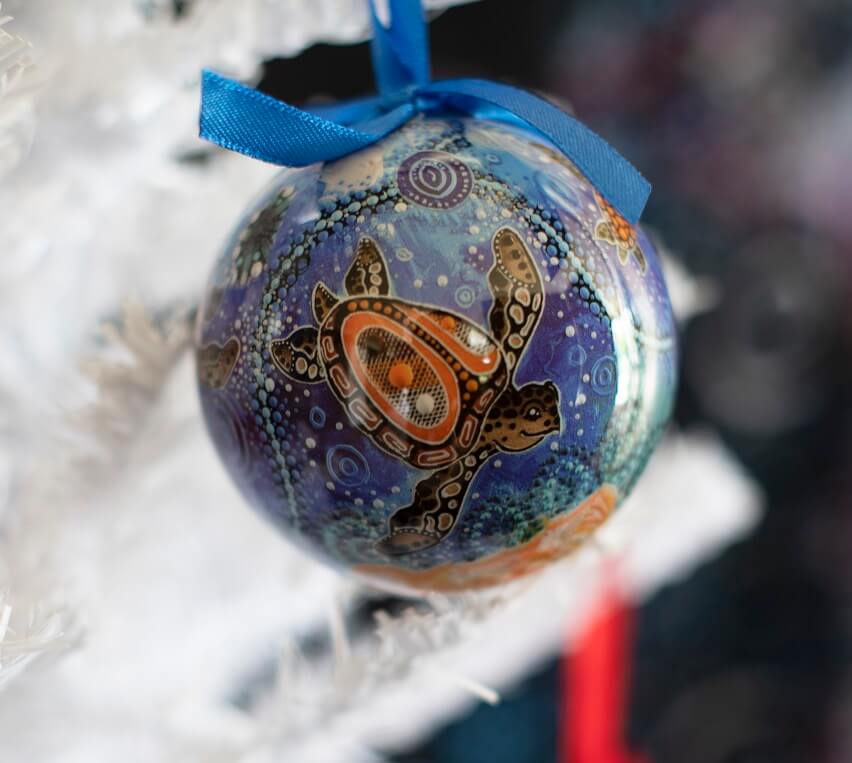 Set of 8 Christmas Tree Adornments D