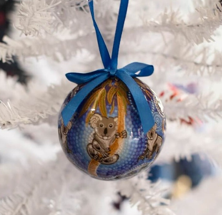 Set of 8 Christmas Tree Adornments B